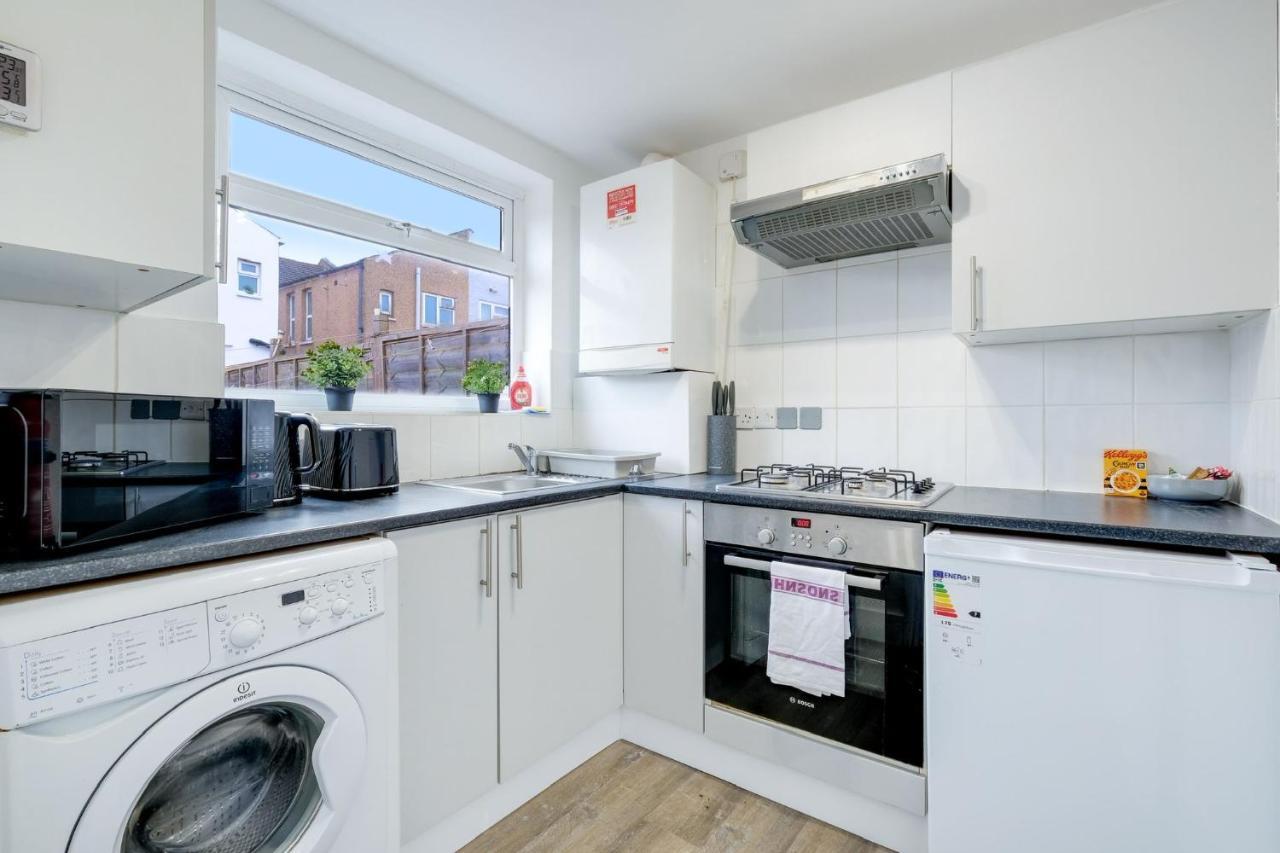 FelthamChic 1Br House In Hounslow - 12 Mins From Heathrow Airport公寓 外观 照片