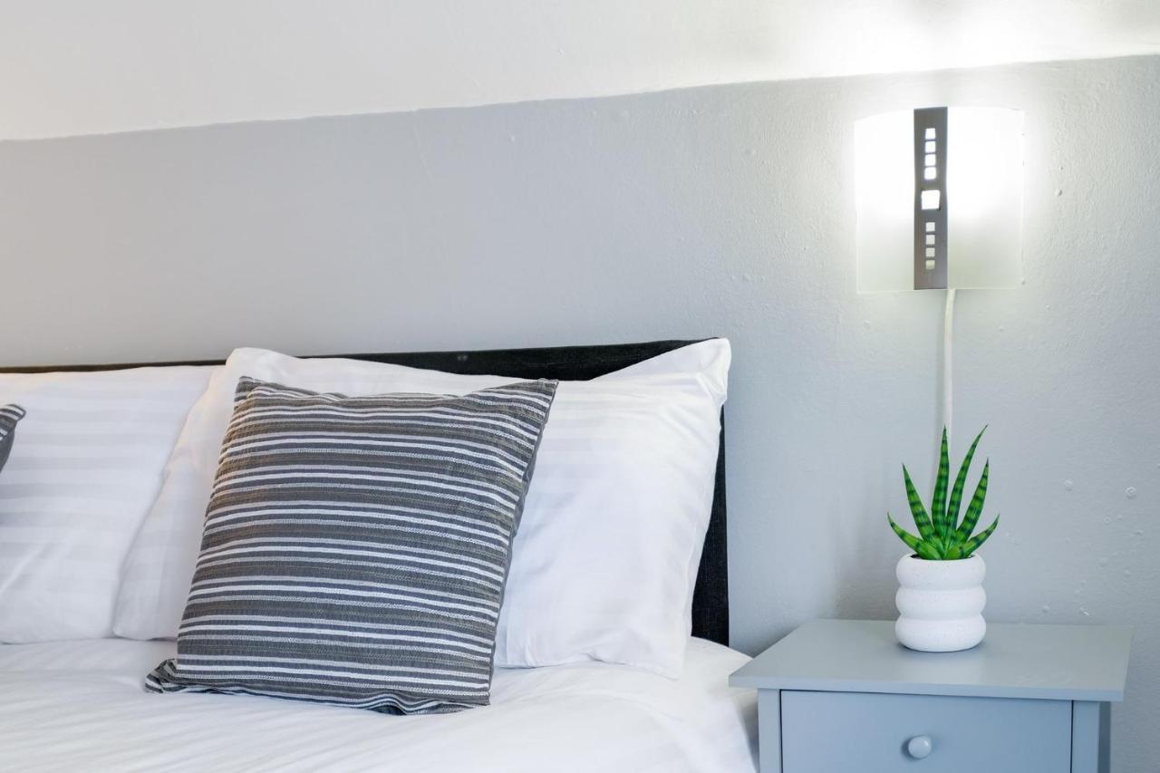 FelthamChic 1Br House In Hounslow - 12 Mins From Heathrow Airport公寓 外观 照片